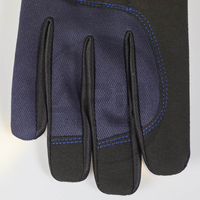 Gants d'assemblage synthétiques avec paume rembourrée, coutures contrastées bleues, fermeture auto-agrippante au poignet, pour l'assemblage d'équipements mécaniques