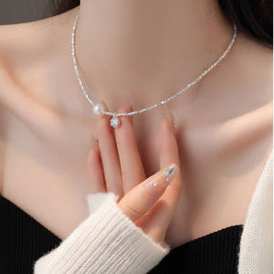 Collier luxueux pour femme en perles d'eau douce argentées cassées, sensation haut de gamme avec zircon et chaîne de clavicule, cadeau - Product Image 2