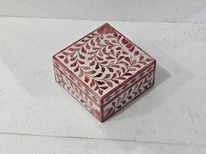 กล่องเครื่องประดับงานฝีมือลายดอกไม้โมร็อกโกแบบเป็นมิตรกับสิ่งแวดล้อม ตกแต่งด้วยกระดูกฝังลายดอกไม้ สำหรับเก็บของตกแต่งบ้าน ตกแต่งโต๊ะ ของขวัญปีใหม่ - Product Image 2