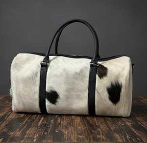 กระเป๋าเดินทางหนังแท้ลายขนสัตว์สุดหรู กระเป๋าหนังวัวแบบถือสะพายสำหรับเดินทางช่วงสุดสัปดาห์ กระเป๋าเดินทางขึ้นเครื่องบิน OEM ส่งออกจำนวนมาก LHTB-0102 - Product Image 2