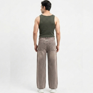 กางเกงยีนส์ผู้ชายทรงตรง กางเกงยีนส์ลำลอง มีกระเป๋าข้าง ติดกระดุม - Product Image 4