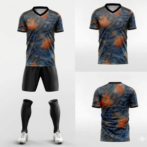 Uniforme de Fútbol para Hombre, Sublimado, Cuello en V, Manga Corta, Absorbe la Humedad, Corte Atlético, Conjunto de Pantalones Cortos y Calcetines Negros - Product Image 5