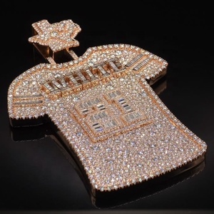 Collier Pendentif Jésus Chrétien Plaqué Or 14 carats avec Moissanite, Chaîne Cubaine Hip Hop, Design Croix, Bijoux Unisexe - Product Image 6
