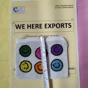 กระเป๋าใส่เหรียญลายการ์ตูนประดับลูกปัดทำมือ พร้อมซิป สายคล้องน่ารัก สีสันสดใส กระเป๋าสตางค์ใบเล็ก กระเป๋าเครื่องสำอางขนาดเล็ก ใส่กุญแจได้ - Product Image 3