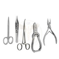 Kit d'outils de soin des ongles en acier inoxydable de haute qualité professionnel et luxueux, 4 pièces, ensemble d'instruments de podologie QORVEX