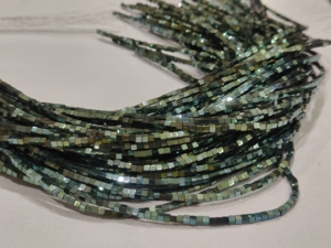 EMINENT JEWEL N ARTS Cuentas Cuadradas de Hematita Verde Arcoíris de 2mm, Tira de 16 Pulgadas de Rajasthan para Fabricación de Joyas - Product Image 4
