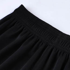 Conjuntos de Uniformes de Fútbol de Calidad Profesional, Jersey con Nombre Personalizado, Tela 100% Poliéster que Absorbe la Humedad, Pantalones Cortos Ergonómicos Estampados - Product Image 3