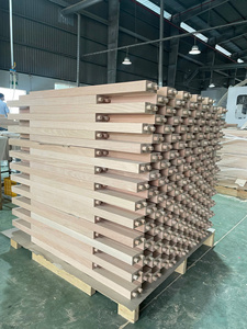 Poteau d'escalier en bois d'hévéa moderne, balustre design pour intérieur, composant en bois massif pour la décoration de la maison - Product Image 3