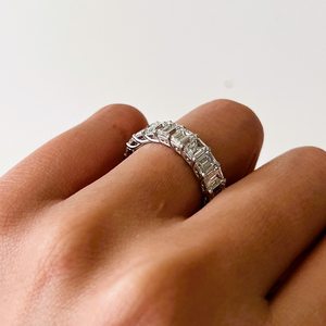 Bague éternité en diamant taille émeraude 6,5 carats, alliance de mariage en diamant de laboratoire, bague éternité empilable, diamants CVD - Product Image 4