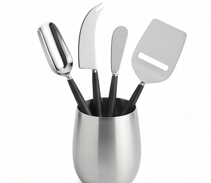 Juego de cuchillos para queso modernos de acero inoxidable con mangos negros, herramientas metálicas duraderas para servir queso y uso en restaurantes. - Product Image 2