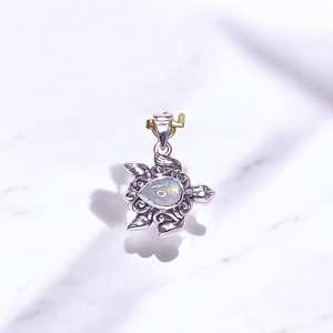 จี้เงินแท้ 925 รูปเต่าประดับพลอยธรรมชาติหลายชนิด ราคาขายส่ง เครื่องประดับจี้เงิน - Product Image 3