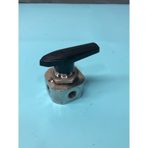 Válvula de Bola de 4 Vías SWAGELOK SS-43YF2-125, 2500 PSI - Equipo y Piezas de Semiconductores de Confianza de Marca Global - Product Image 4