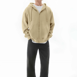 Sudadera con capucha beige extragrande personalizada para hombre con cremallera completa, capucha con cordón y bolsillos tipo canguro divididos, estilo streetwear - Product Image 1