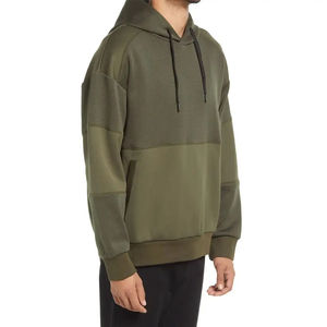 Sudadera extragrande con forro polar de alta calidad, diseño de hombros caídos y un calor acogedor. Ideal para un estilo urbano audaz y relajado. - Product Image 3