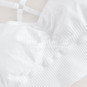 Seamless Sports <b>Bra</b> With Removable Padding And Adjustable <b>Straps</b> Providing Premium Support For High Performance Training - Product Image 2