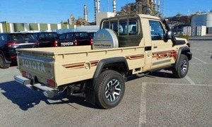 Toyota Land Cruiser 79 GDJ V8 79 de Segunda Mano Certificado 2024, Camioneta de Cabina Simple - Product Image 6