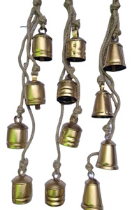 Cloches de Noël modernes à suspendre - Métal écologique personnalisable - Product Image 6