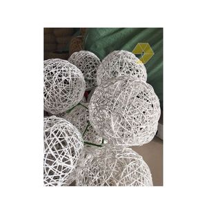 Decoración de Bolas de Ratán para el Año Nuevo, Estilo Breeze, Diseñada por Helen, Adorada por Artistas, Bolas de Ratán Personalizables en Tamaño y Color para Decoración - Product Image 1