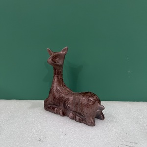 Figurine de cerf moderne en aluminium, statue décorative d'animal, objet de décoration pour la maison, sculpture d'art métallique faite à la main pour table de salon - Product Image 4