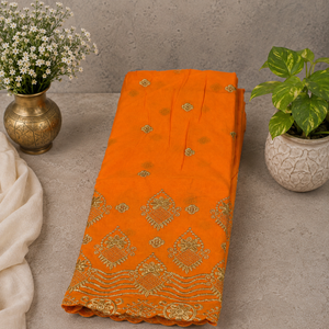 Tissu en voile de coton soudanais Toub |   Broderie fine 100% coton avec motifs floraux et bordure décorative pour vêtements traditionnels féminins - Product Image 1