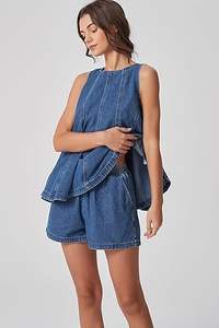 Chemises et shorts en jean pour femmes, hauts boutonnés, ensembles décontractés chemise et short, ensembles en jean très demandés, jupes portefeuille d'été - Product Image 5