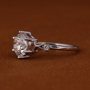 Anillo de Compromiso Clásico de Oro Sólido de 14K con Diamante Cultivado en Laboratorio, Corte Brillante, Engaste de Garras, Certificado IGI, Joyería para Mujer para Toda Ocasión - Product Image 2