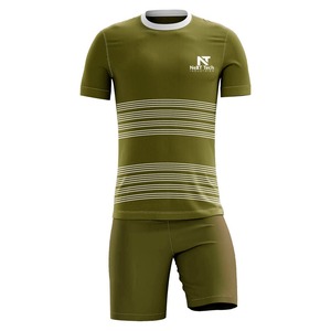 Comfortable Sports Wear Men <b>Soccer</b> Uniform 100% Polyester Men Custom Made Football Uniform - Product Image 4