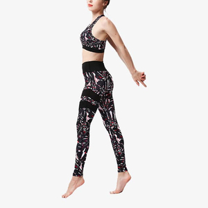 Ensemble de yoga tendance pour femme, imprimé par transfert thermique, 2 pièces, respirant, grandes tailles, pour la gym et le fitness, logo personnalisé sur le devant - Product Image 3