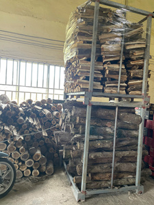 Bûches de bois dur du Vietnam, séchées au four, combustion propre, rendement thermique élevé, approvisionnement en gros pour les acheteurs de chauffage hivernal - Product Image 3