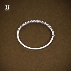 Brazalete de Lujo con Diamantes Cultivados en Laboratorio, Corte Redondo, VVS, Oro Blanco de 14k/18k, para Mujer - Product Image 6