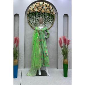 เสื้อพิมพ์ลายดิจิทัลมัสลินพร้อมชุดทำงานตัดเย็บด้วยมือพร้อมสีเขียวดูปองตา - Product Image 3