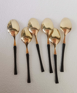 Ensemble de couverts élégants en or avec poignées noires, finition miroir haute brillance, passe au lave-vaisselle, vaisselle de mariage - Product Image 6