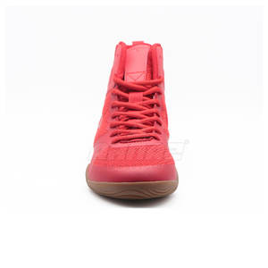 Chaussures de boxe à fermeture sécurisée et performance fluide, avec des matériaux durables et un mouvement facile du pied - Product Image 3