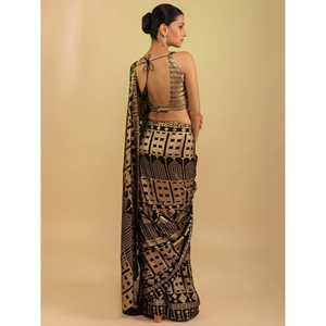 Superbe Saree à sequins noirs en Georgette Festival avec chemisier pour une tenue de soirée - Product Image 2