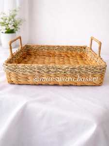 CLARA MIX SEAGRASS Plateau de service en jacinthe d'eau naturelle, panier de rangement tressé à la main avec poignées, organisateur de décoration rustique pour la maison - Product Image 4
