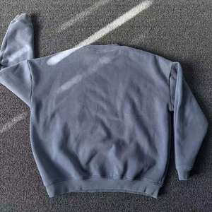 Sudadera con Logotipo Personalizado, 400 g/m², Tejido Grueso, 100% Algodón, Corte Recortado, Sudadera con Parche Bordado - Product Image 4