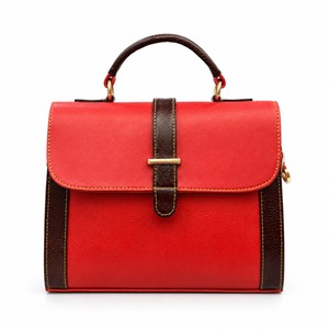 Sac bandoulière classique en cuir PU avec poignée supérieure et bandoulière, imperméable et écologique, disponible en crème et bleu marine - Product Image 2