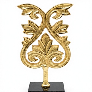 รูปปั้นทองตกแต่งสไตล์โมเดิร์นสำหรับวางบนชั้นวางหรือโต๊ะทำงาน - ดีไซน์ศิลปะนามธรรมโค้งมนที่เป็นเอกลักษณ์ - Product Image 5