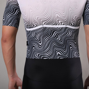 Traje de Material Suave, Diseño Moderno, Ajuste Ajustable, Perfecto para Uso Diario y al Aire Libre - Product Image 5