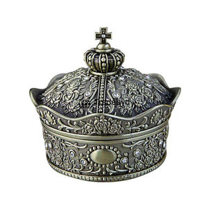 Boîte de rangement en métal de luxe, organisateur décoratif élégant pour la maison par Tradebyd - Product Image 5