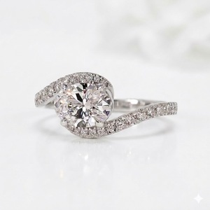 Anillo de compromiso de media eternidad con diamante cultivado en laboratorio de 1.30 CT, color E, claridad VS1, oro rosa de 18K, corte oval de orientación de este a oeste y engaste cruzado. - Product Image 4