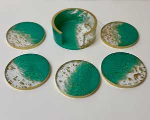 Sous-verres ronds en résine avec accents de feuille d'or et support, faits à la main, écologiques, ensemble de décoration de table pour la maison - Product Image 1