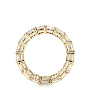 Bague d'éternité Quenara en diamant émeraude cultivé en laboratoire, certifiée IGI - Product Image 2