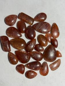 พลอยซันสโตนทรงคาโบชองธรรมชาติขายส่งในราคาที่เข้าถึงได้ - Product Image 1