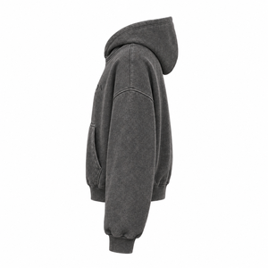 Sweat à capuche surdimensionné gris vintage personnalisé 400 GSM, lavé aux enzymes, avec intérieur en molleton brossé et logo imprimé en sérigraphie ton sur ton - Product Image 4