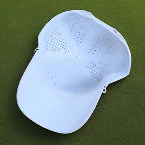 Gorra de Golf Impermeable de Poliéster OEM Personalizada con Ribete de Cuerda, Corte Láser, Ventilación Transpirable, Lona de 5 Paneles y Cierre a Presión - Product Image 4