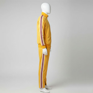 Conjunto Deportivo Econex Unisex Amarillo, Chaqueta Deportiva con Cierre y Cuello Alto, Estilo Deportivo, Transpirable, Color Sólido, 100% Algodón, 2 en 1, Adulto - Product Image 3