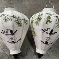 Élégante lanterne en soie suspendue Lanternes vietnamiennes traditionnelles peintes à la main du Vietnam Livraison rapide Meilleur prix