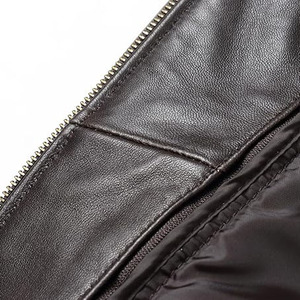 เสื้อแจ็คเก็ตบอมเบอร์หนังแกะทำมือสไตล์วินเทจสำหรับผู้ชายจาก Comfortex International |   เสื้อโค้ทสไตล์ไบค์เกอร์แนวสตรีทแวร์ - Product Image 5