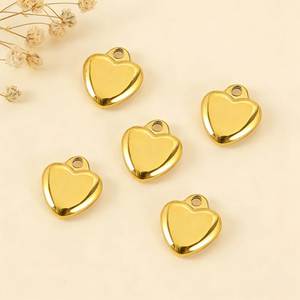 Meilleures ventes : Collier et bracelet avec pendentif clé dorée, bijoux vintage, cadeau pour femmes et hommes, style minimaliste de luxe - Product Image 2
